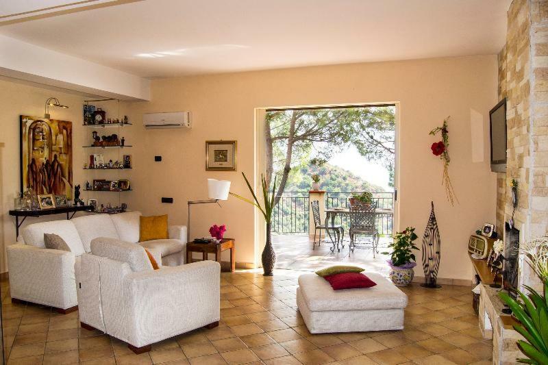 Casa Vacanze Gallodoro Letojanni Dış mekan fotoğraf